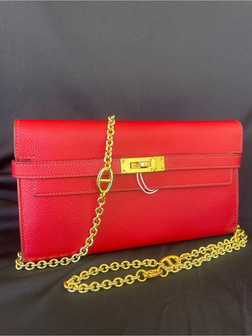 ❣️HERMES KELLY RED LONG WALLET WITH UNBRANDED CHAIN/INSERT.